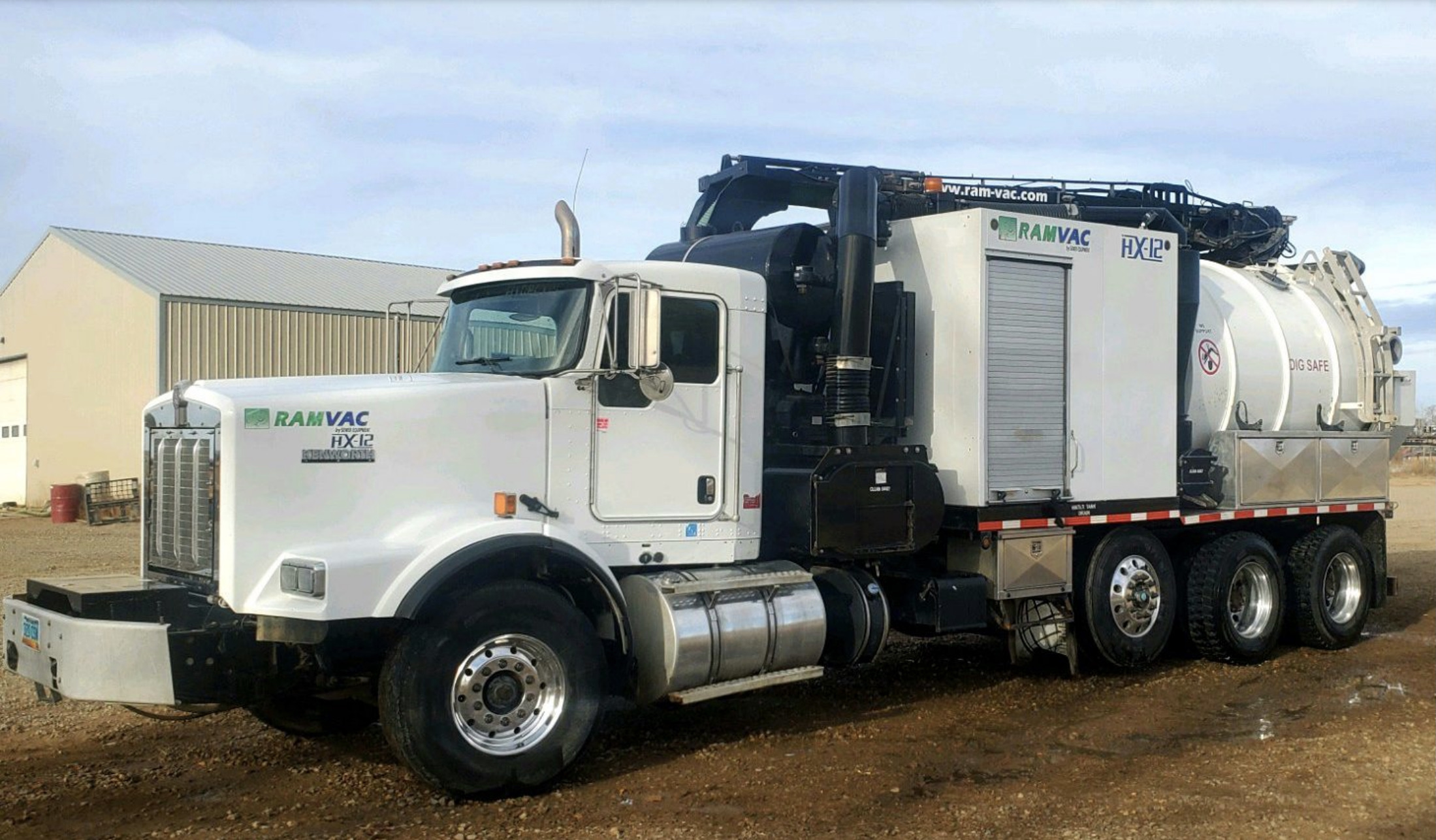 2015 RamVac HX12 (12 Yard / 1300 Water) HydroExcavation Truck