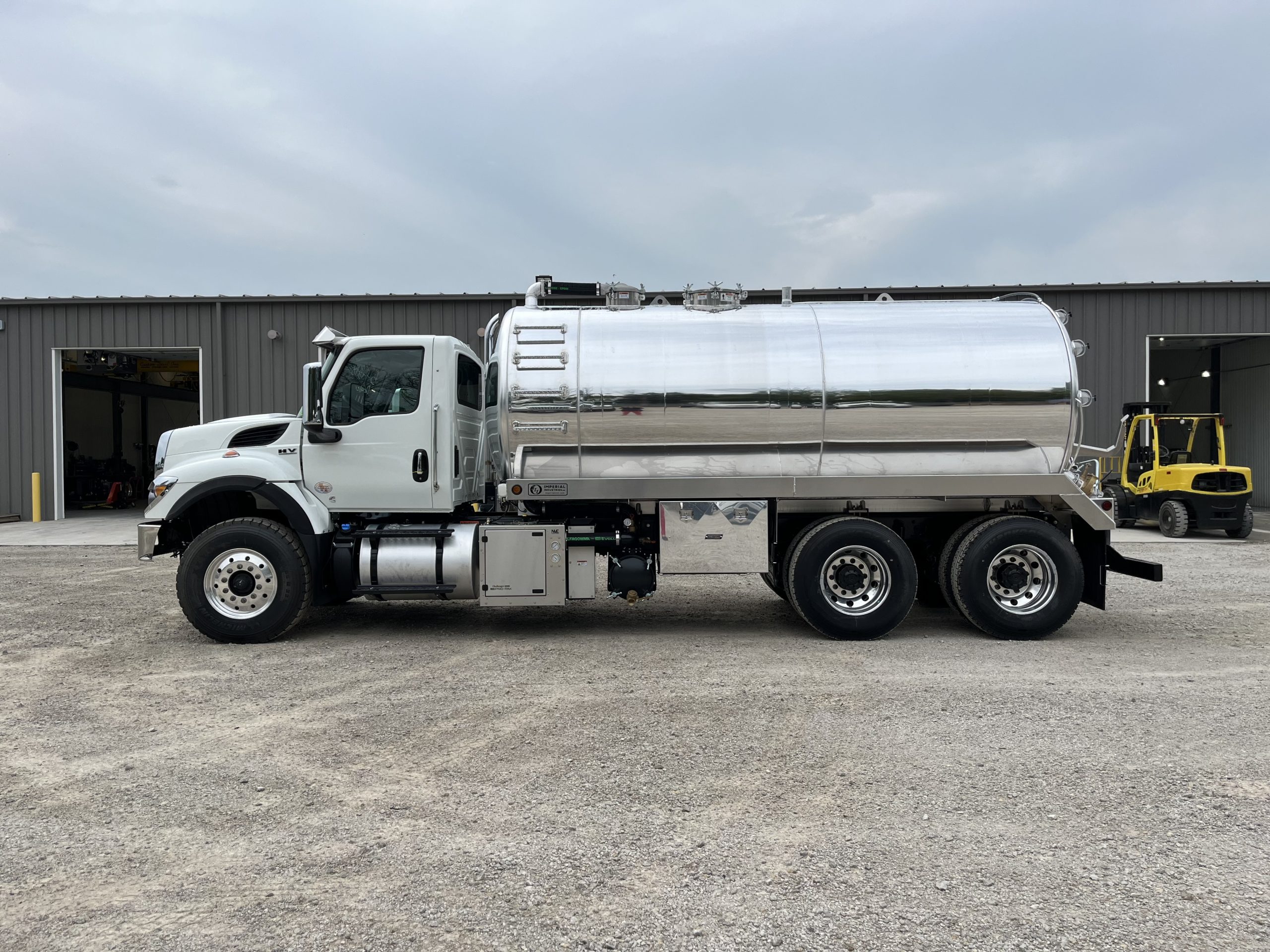 2024 International HV607 (4000Gallon) Imperial Industries Vacuum Truck