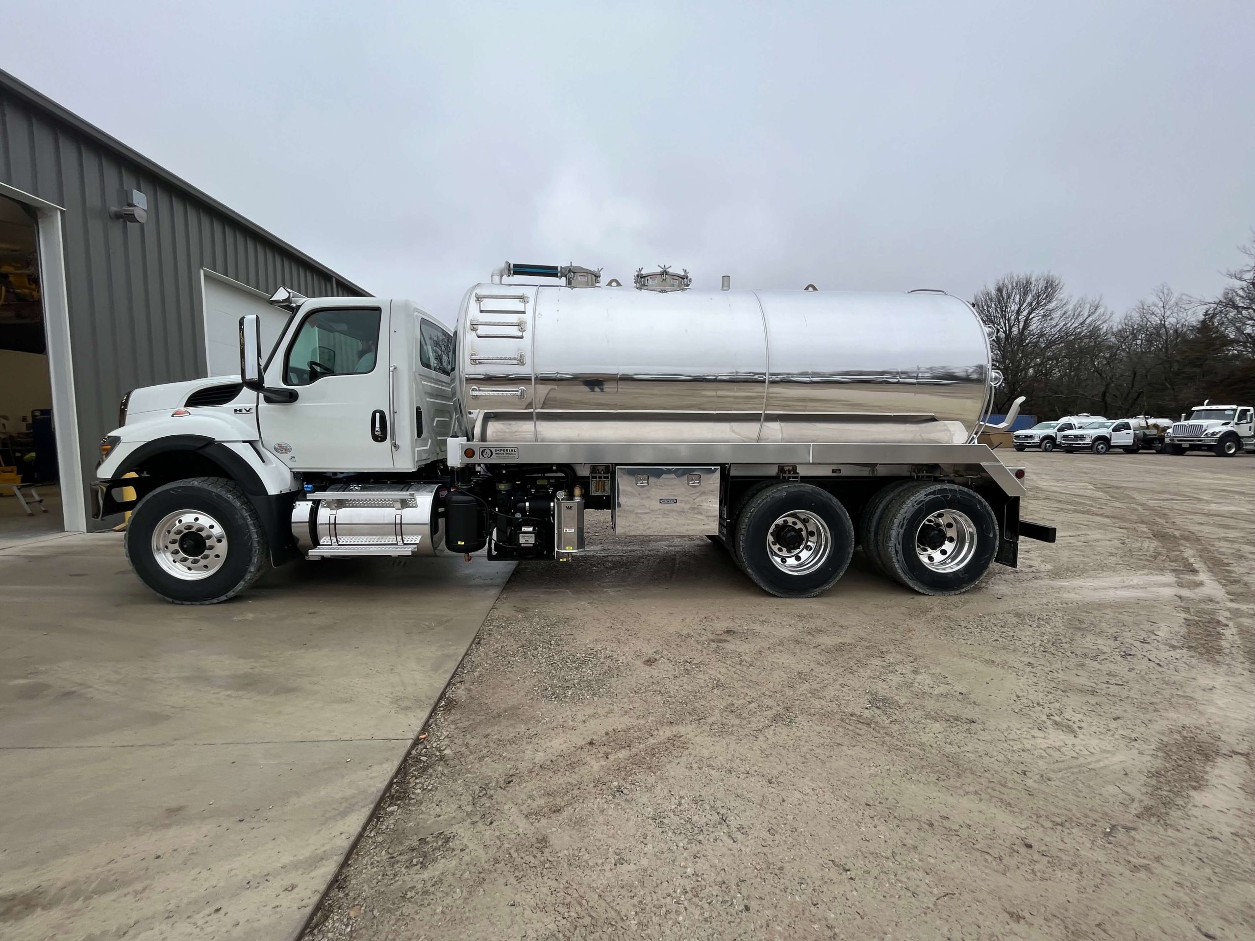 2024 Imperial Industries (4000-Gallon) Vacuum Truck w/ Automatic Trans ...